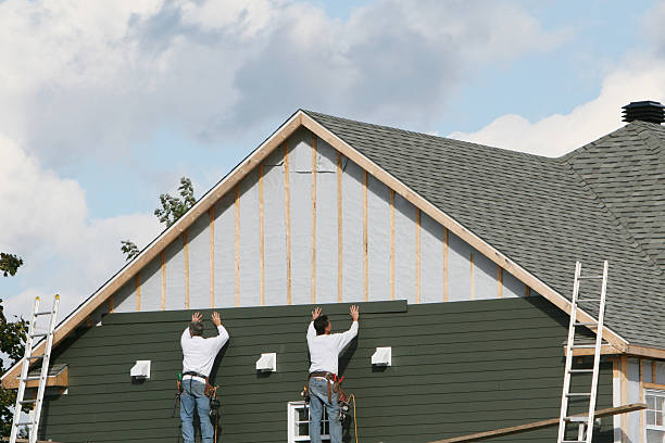 Professional Siding Installation technician working in Elon, NC